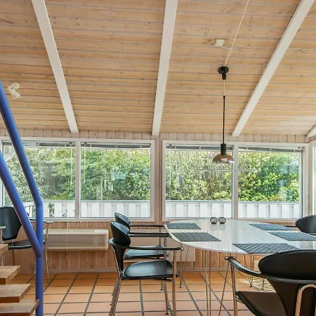 6 Person In Ebeltoft